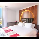 1Br 1Ba In Singular Joy, Best Location In Town