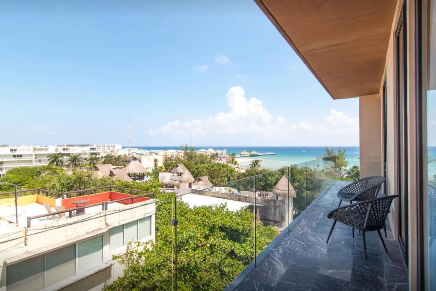 1br 1ba In Singular Joy, Location In Town * Playa del Carmen